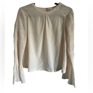 A.L.C.
SIDRA' SILK BLOUSE WITH GATHERED SLEEVE, size 8